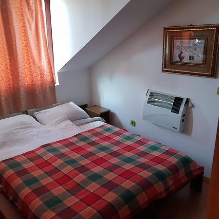 Hostel Gonzo Сараево Экстерьер фото
