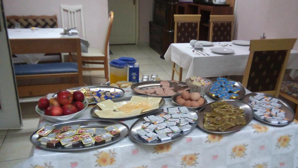 Hostel Gonzo Сараево Экстерьер фото