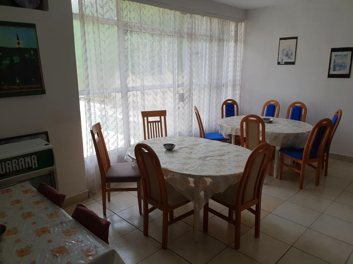 Hostel Gonzo Сараево Экстерьер фото