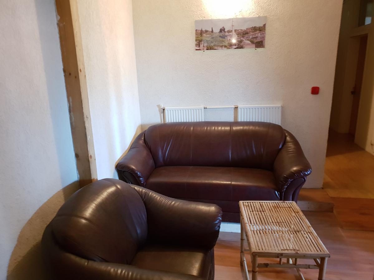 Hostel Gonzo Сараево Экстерьер фото